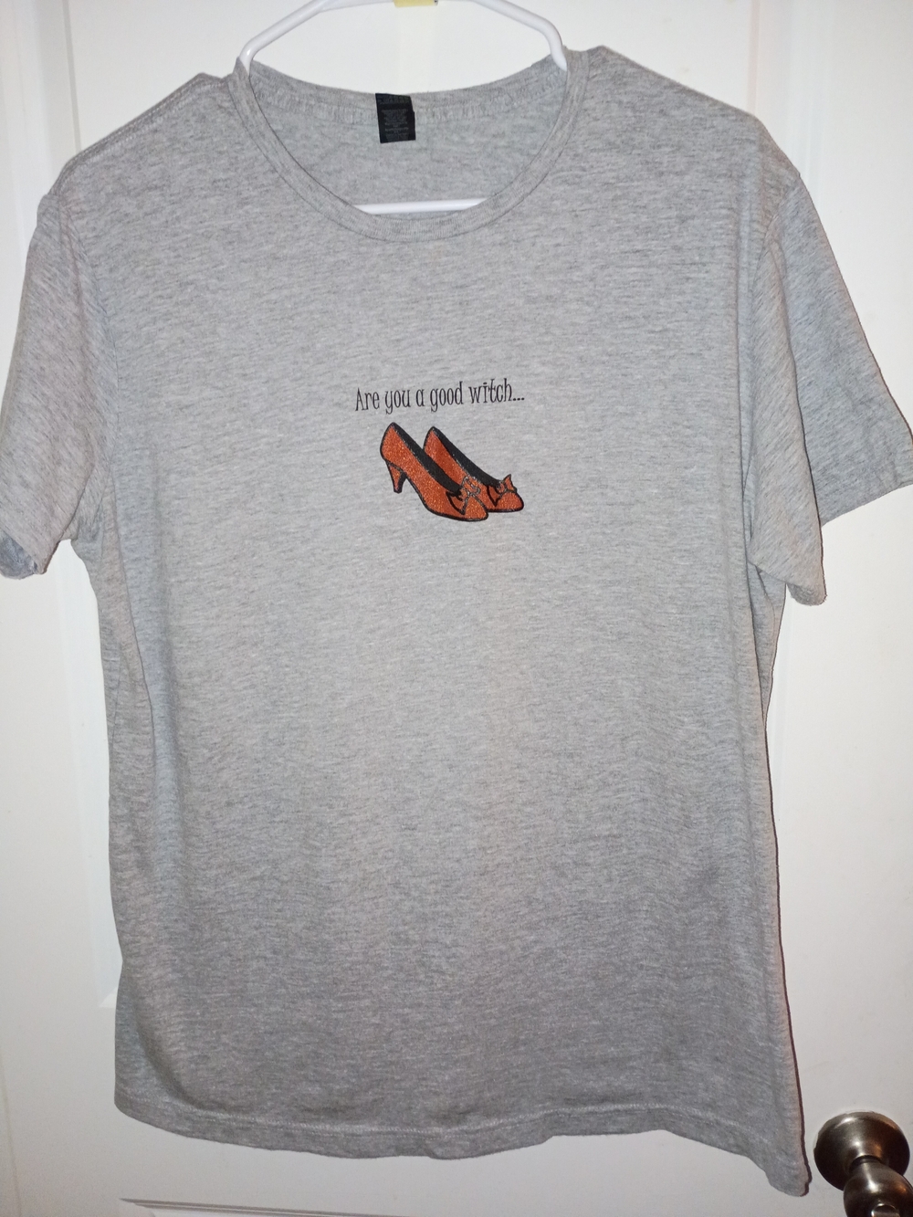 Gildan Gray Good Witch Or Bad Witch Tee-shirt with Red Shoe Graphic